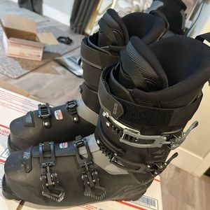 Gripwalk Ski boots New w/o tag 28.5